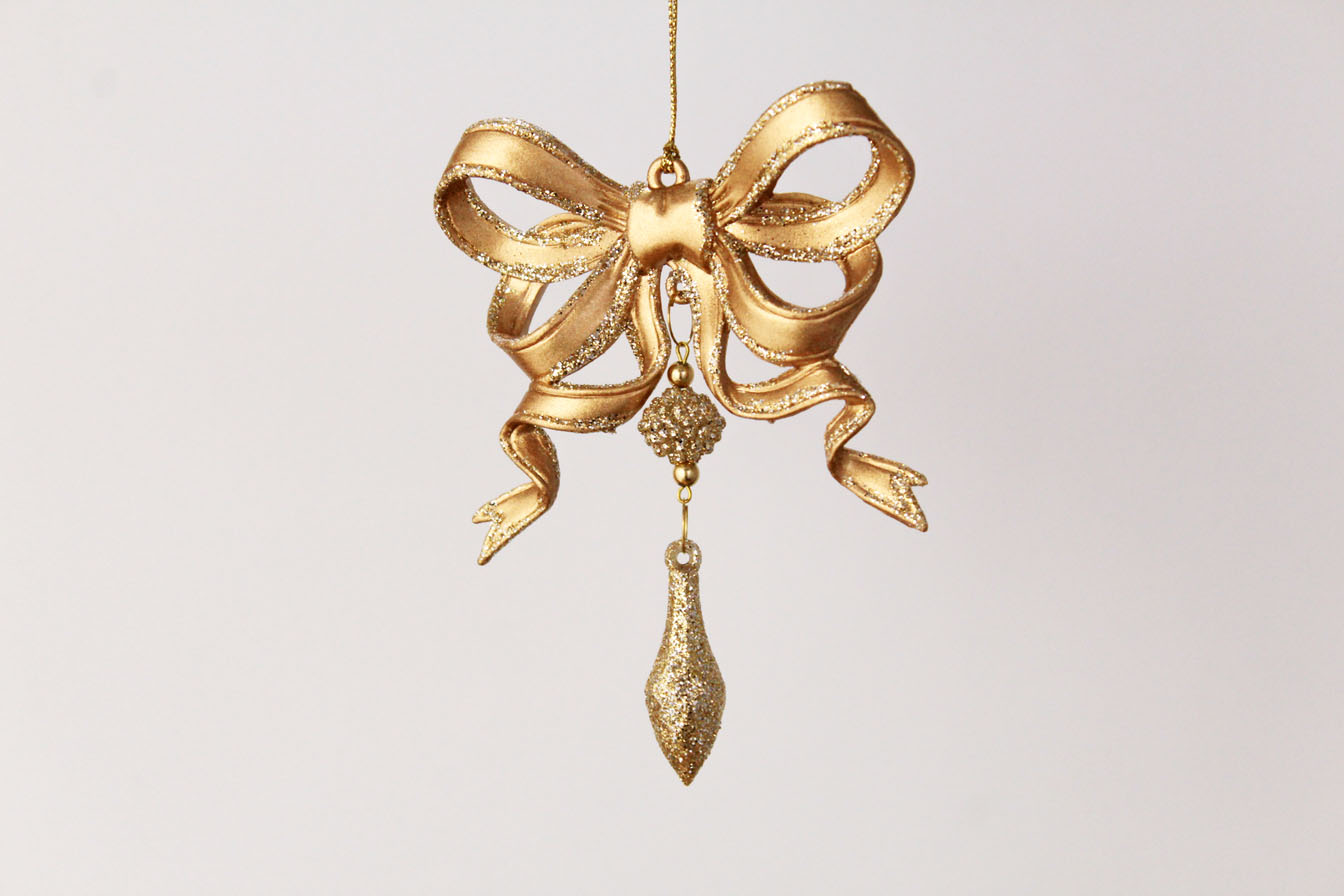 Bow With Pendant Ornament
