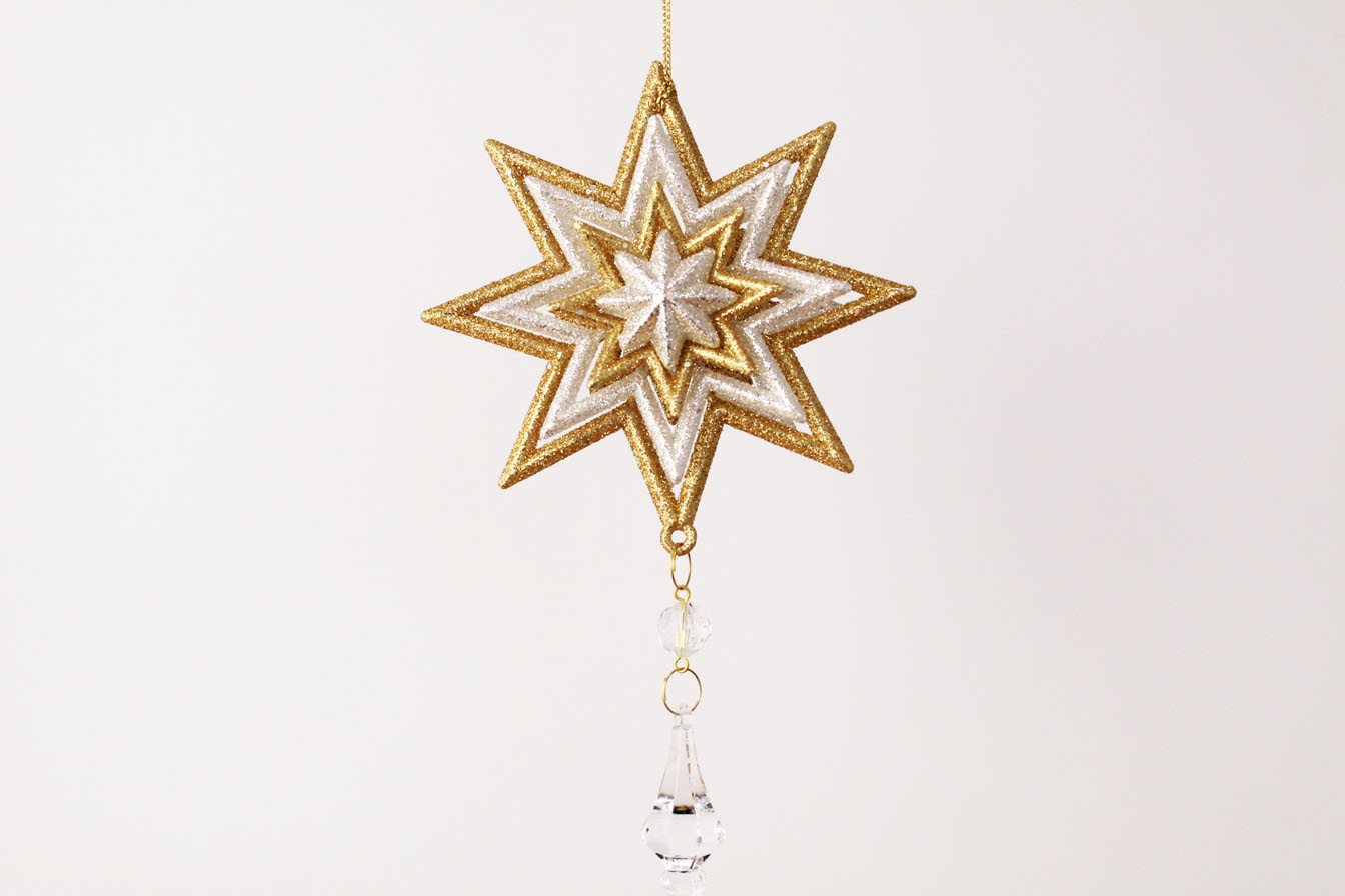 Snowflakes With Pendant Ornament