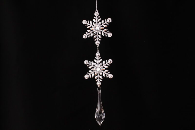Snowflake And Pendant Ornament